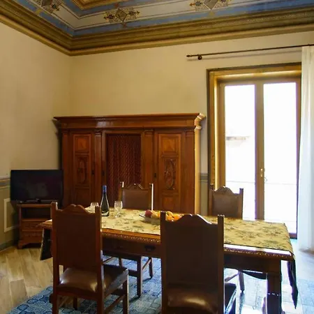 Piazza Duomo Palazzo Pirajno Appartement